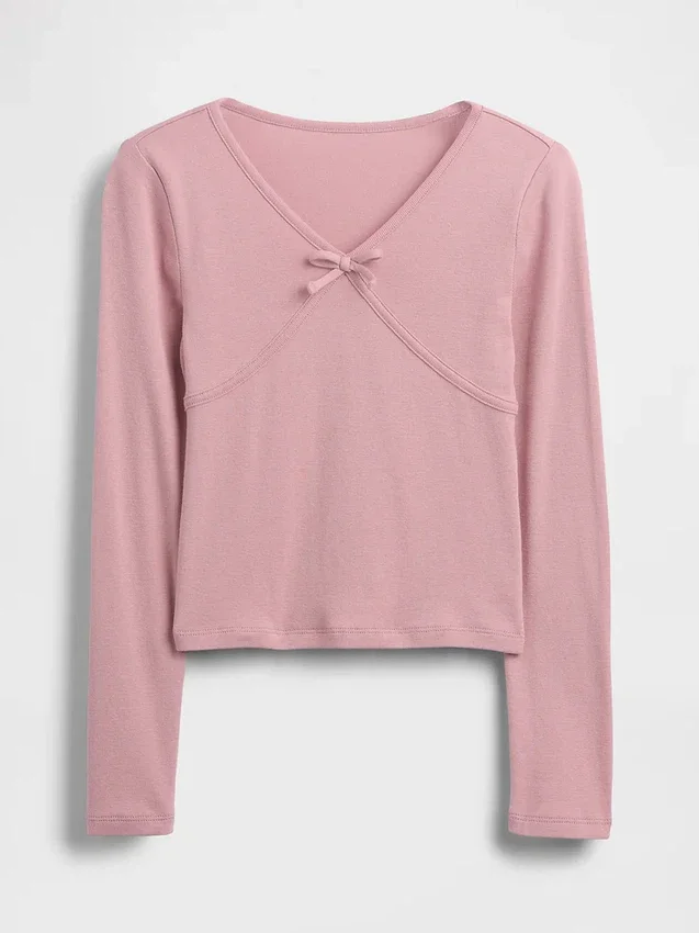 Camiseta infantil con lazo cruzado en el frente