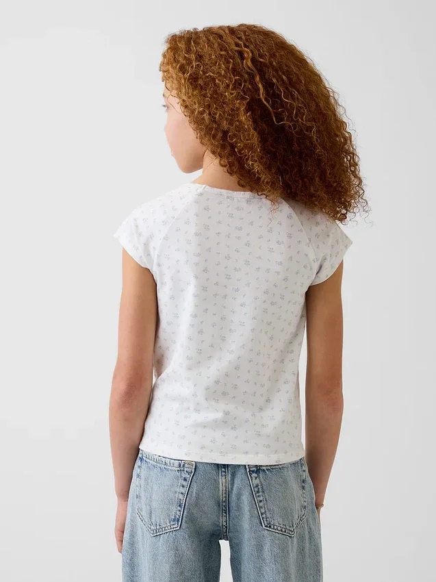 Camiseta infantil de cuello cuadrado