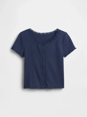 Camiseta infantil de punto acanalado con detalle de encaje y botones al frente