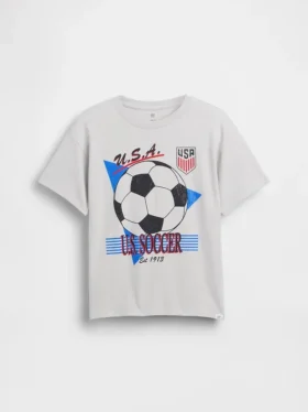 Camiseta infantil holgada con diseño gráfico
