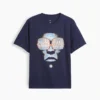 Camiseta infantil holgada con diseño gráfico