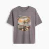 Camiseta infantil holgada con diseño gráfico