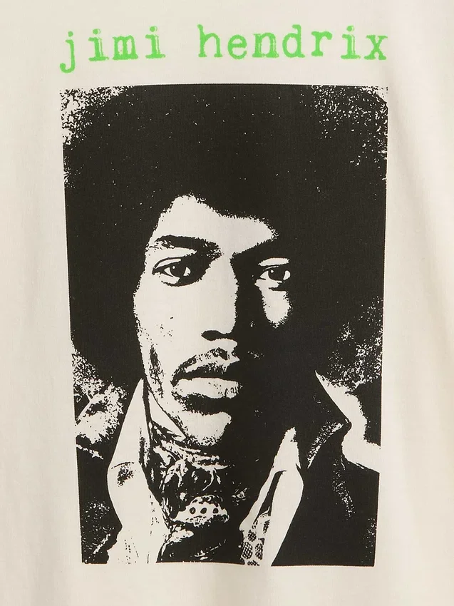 Camiseta infantil holgada con diseño gráfico