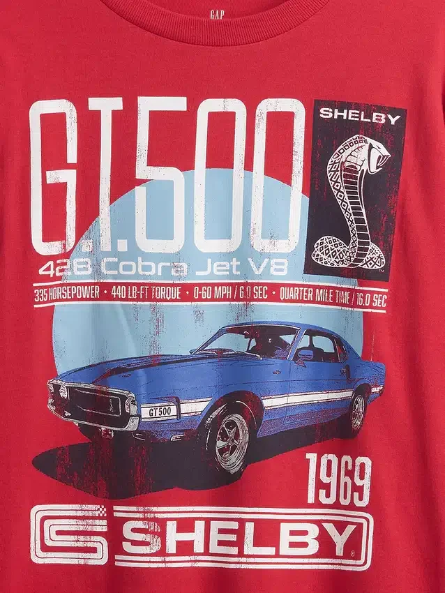 Camiseta infantil holgada con diseño gráfico