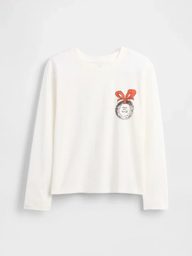 Camiseta infantil oversize con diseño gráfico
