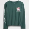 Camiseta infantil oversize con diseño gráfico