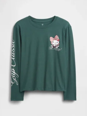 Camiseta infantil oversize con diseño gráfico