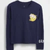 Camiseta infantil oversize con diseño gráfico