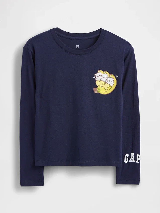 Camiseta infantil oversize con diseño gráfico