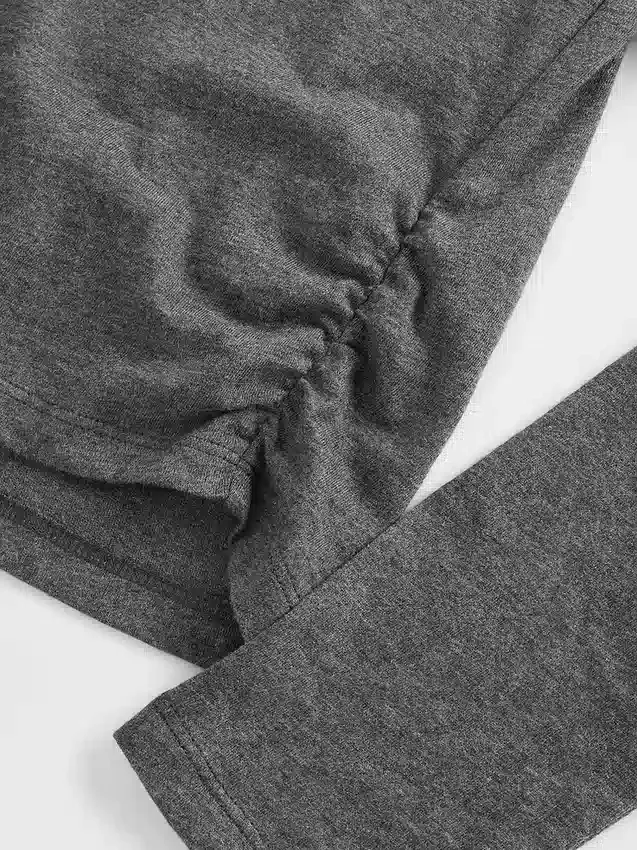 Camiseta para niños con fruncidos en los costados