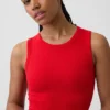 Camiseta sin costuras de canalé corta