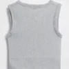 Camiseta sin costuras de canalé corta