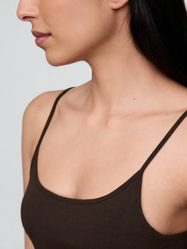 Camiseta sin mangas básica de punto tupido