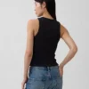 Camiseta sin mangas con cuello halter de punto acanalado grueso