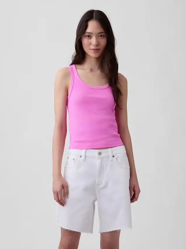 Camiseta sin mangas con cuello redondo acanalado