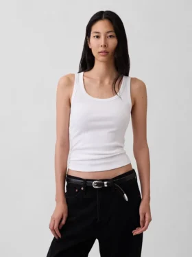 Camiseta sin mangas con cuello redondo acanalado