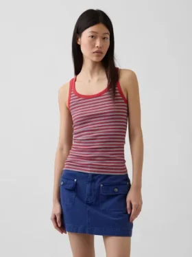 Camiseta sin mangas con cuello redondo acanalado