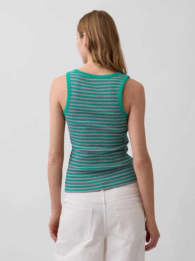Camiseta sin mangas con cuello redondo acanalado