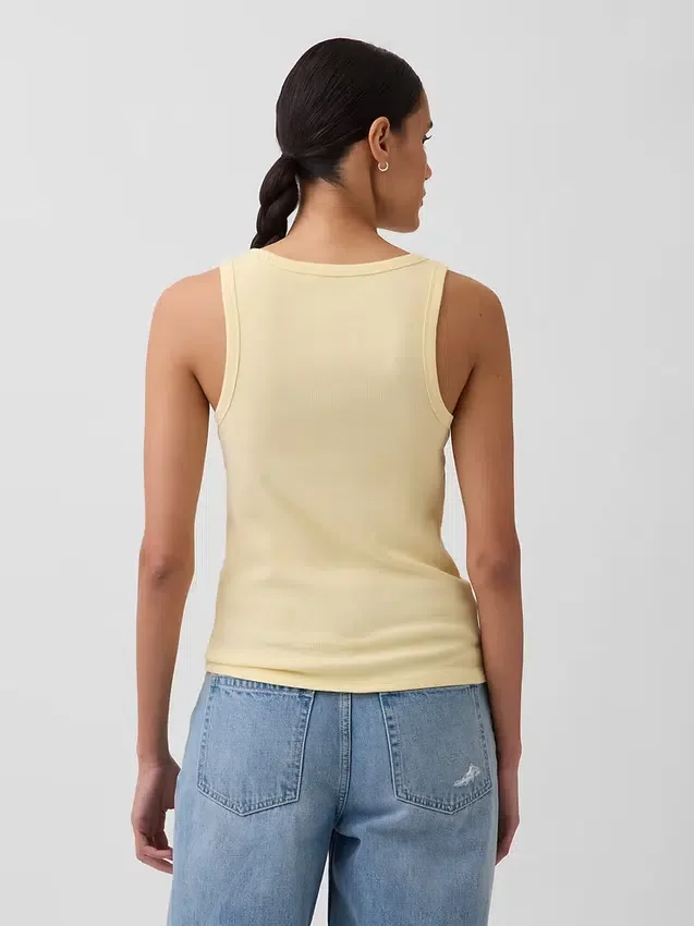 Camiseta sin mangas con cuello redondo acanalado