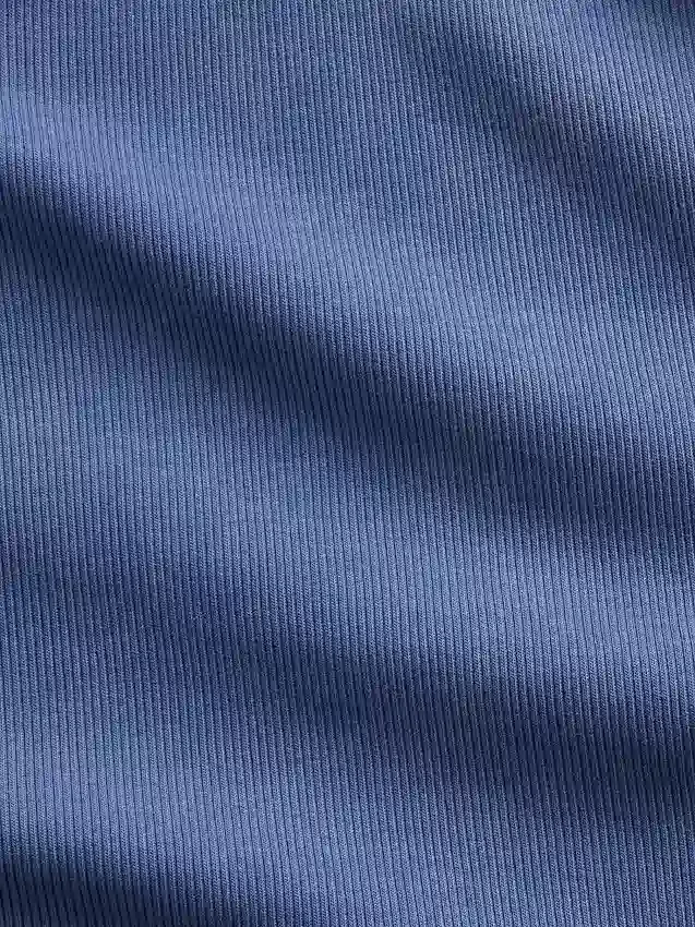 Camiseta sin mangas con cuello redondo acanalado