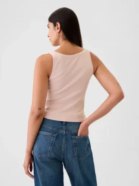 Camiseta sin mangas corta de estilo moderno