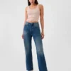 Camiseta sin mangas corta de estilo moderno