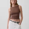 Camiseta sin mangas corta de jersey de punto tupido con cuello barco