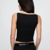 Camiseta sin mangas corta de jersey de punto tupido con cuello barco