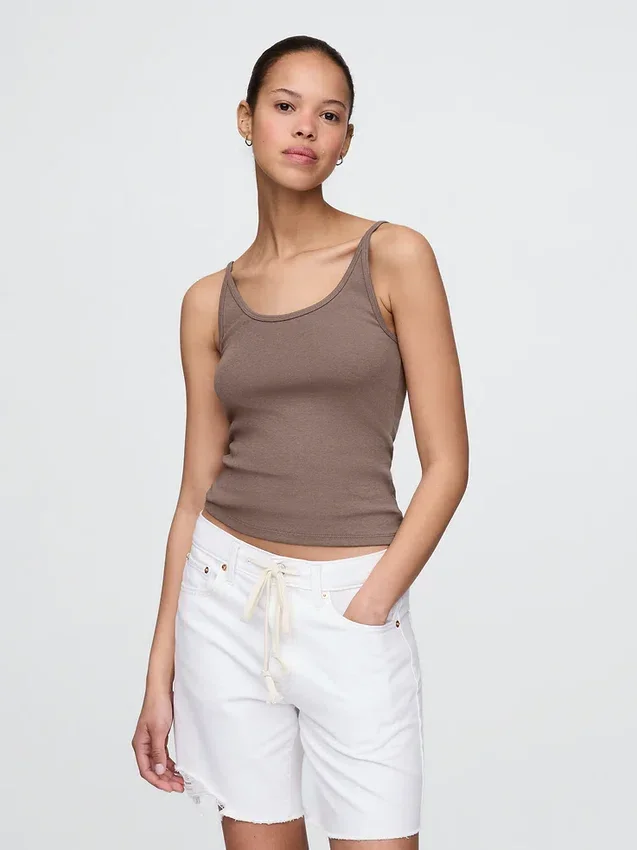Camiseta sin mangas corta moderna