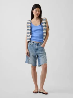 Camiseta sin mangas corta moderna