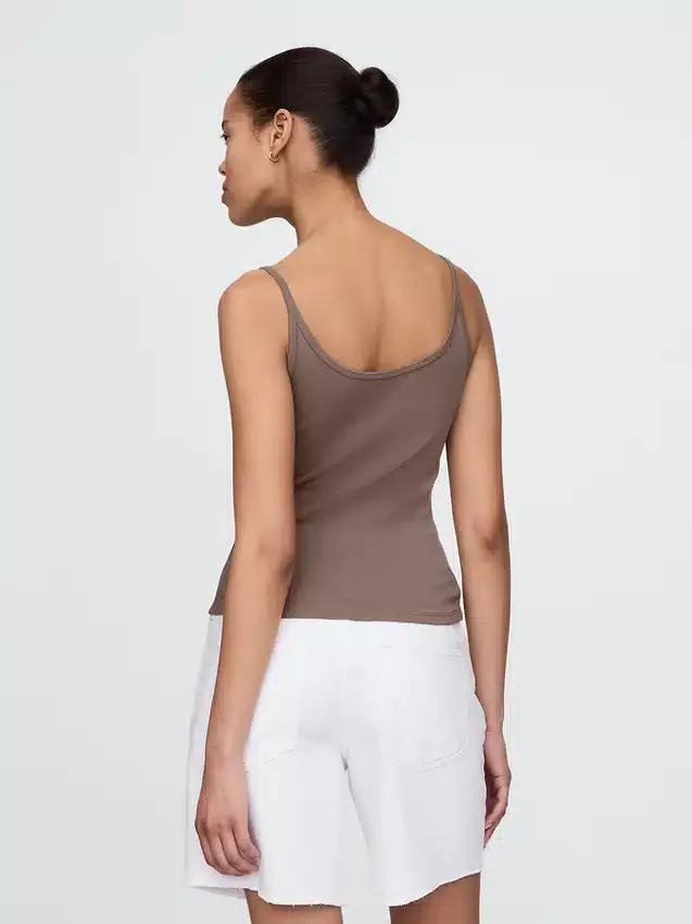Camiseta sin mangas corta moderna