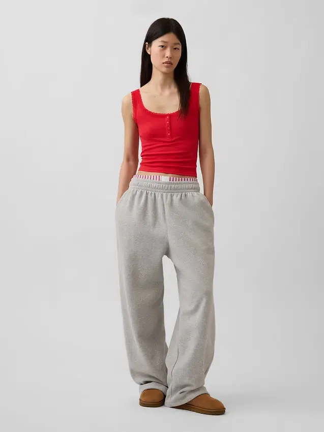 Camiseta sin mangas de pijama tipo Henley con encaje de canalé fino