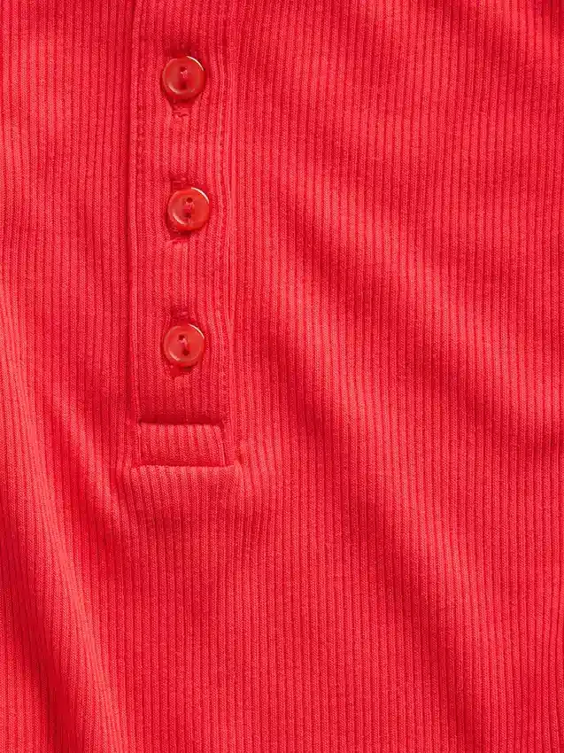 Camiseta sin mangas de pijama tipo Henley con encaje de canalé fino