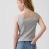 Camiseta sin mangas de punto calado para niños
