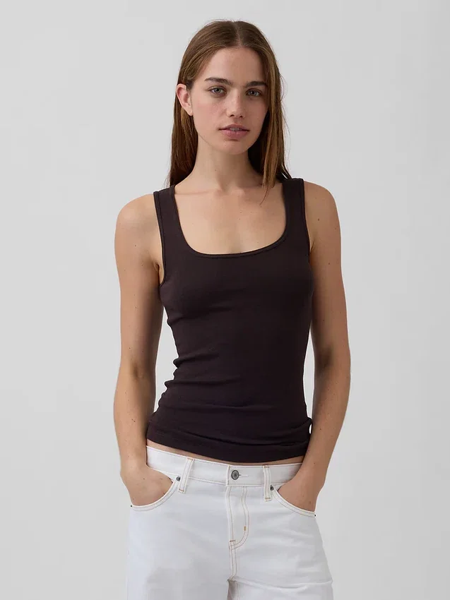 Camiseta sin mangas moderna