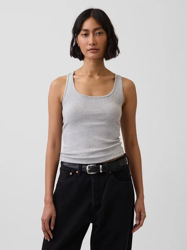 Camiseta sin mangas moderna