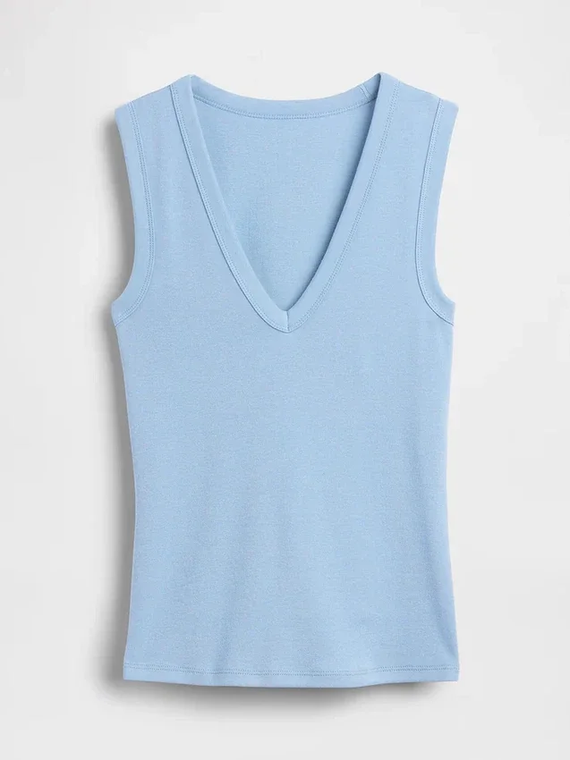 Camiseta sin mangas moderna con cuello en V