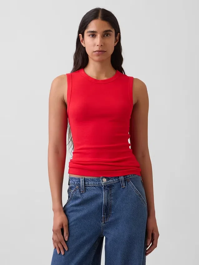 Camiseta sin mangas moderna de cuello redondo