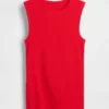 Camiseta sin mangas moderna de cuello redondo