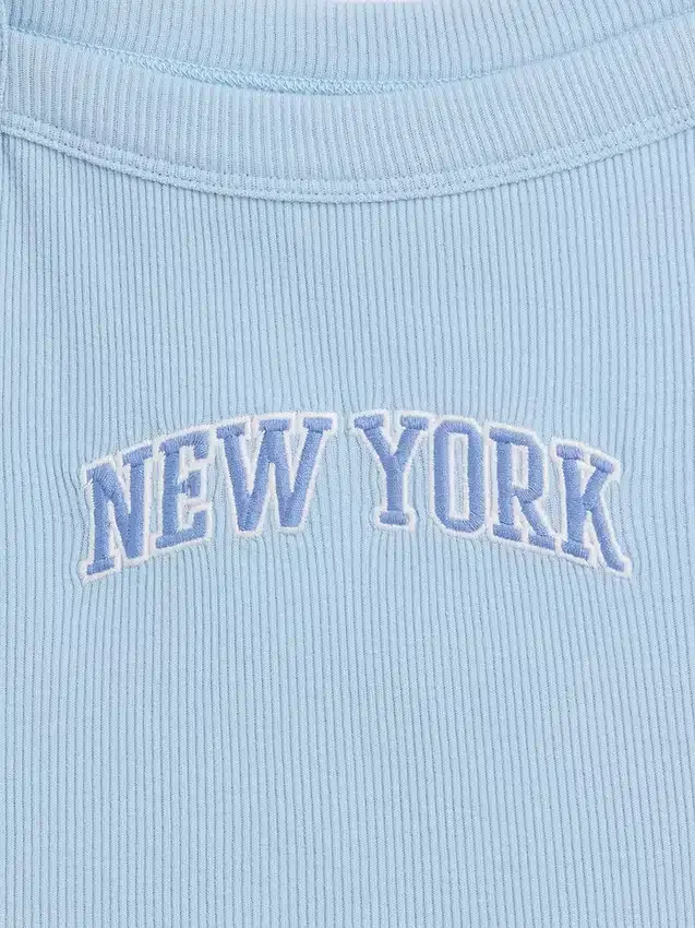 Camiseta sin mangas para niños con cuello cuadrado y tejido acanalado