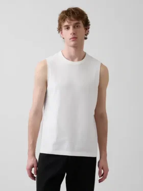 Camiseta sin mangas tipo «muscle»