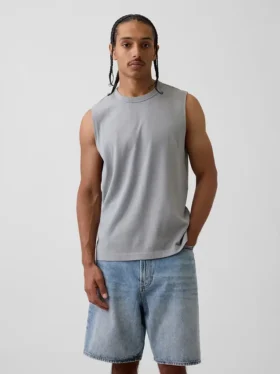 Camiseta sin mangas tipo «muscle»