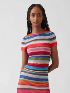 Camiseta transparente con rayas alegres de Gapstudio