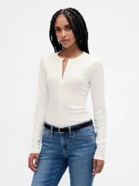 Cardigan moderno de cuello redondo