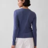 Cardigan moderno de cuello redondo