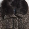 Chaqueta acolchada con ribete de piel sintética