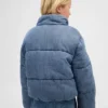 Chaqueta acolchada de mezclilla con forro abrigado para niños