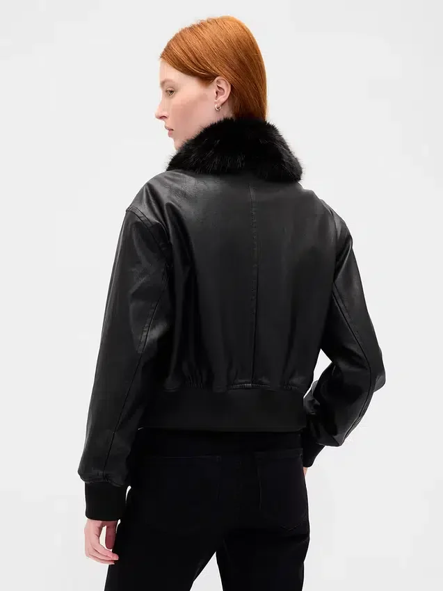 Chaqueta bomber de cuero vegano