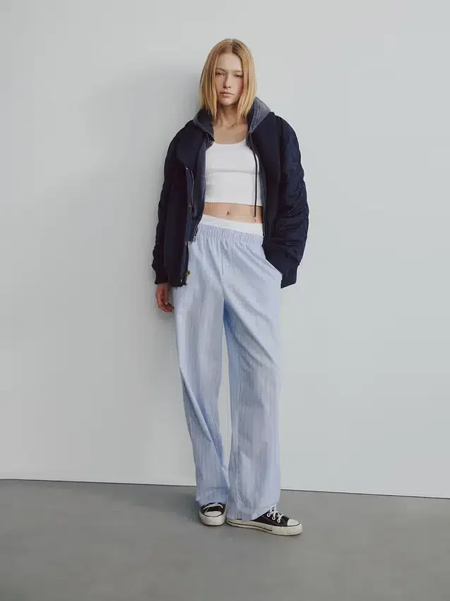 Chaqueta bomber oversize con ribetes de punto