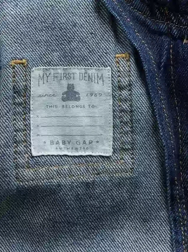 Chaqueta con capucha de mezclilla ultrasuave para bebés